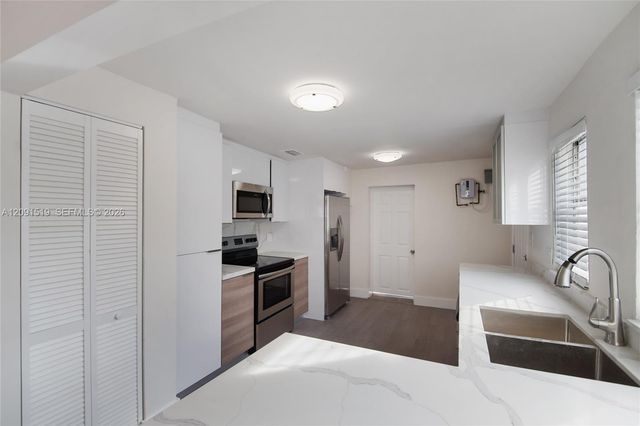 522 NW 47th Terrace, Miami, FL 33127