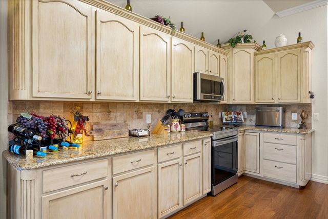 6921 Westover Drive, Granbury, TX 76049