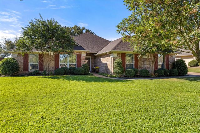 6921 Westover Drive, Granbury, TX 76049