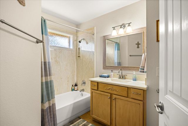 6921 Westover Drive, Granbury, TX 76049