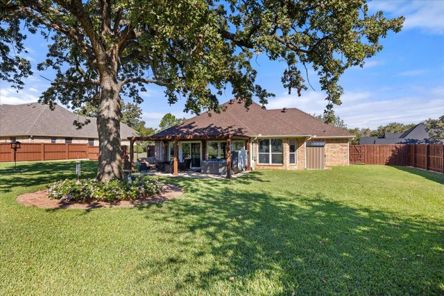 6921 Westover Drive, Granbury, TX 76049