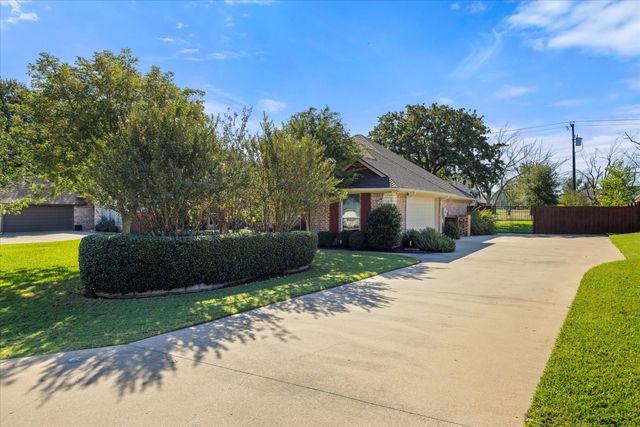 6921 Westover Drive, Granbury, TX 76049