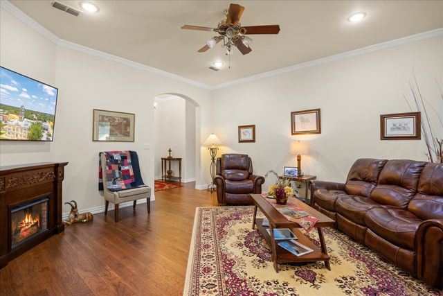 6921 Westover Drive, Granbury, TX 76049