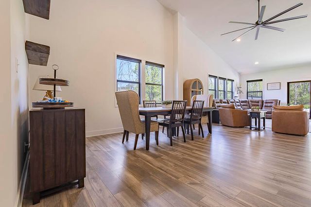 539 Scenic View Avenue, Valparaiso, IN 46385