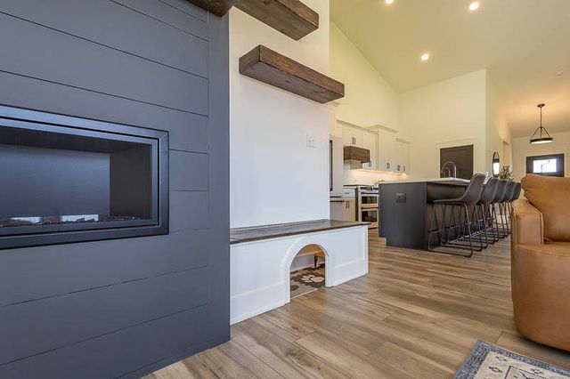 539 Scenic View Avenue, Valparaiso, IN 46385
