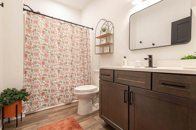 539 Scenic View Avenue, Valparaiso, IN 46385
