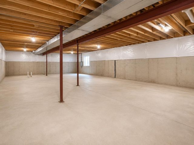 539 Scenic View Avenue, Valparaiso, IN 46385