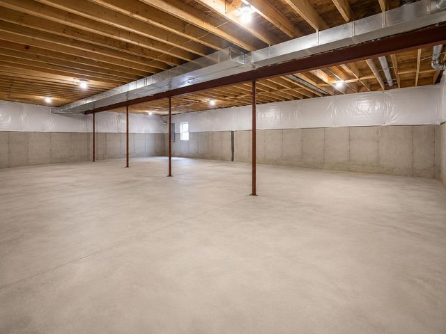 539 Scenic View Avenue, Valparaiso, IN 46385