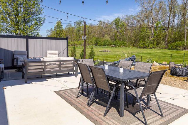 539 Scenic View Avenue, Valparaiso, IN 46385