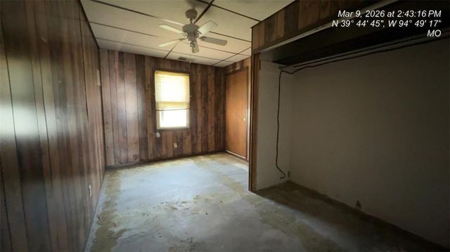 2305 Castle Lane, St Joseph, MO 64503