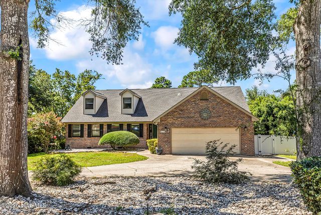 423 Lake Shore Drive, Sunset Beach, NC 28468