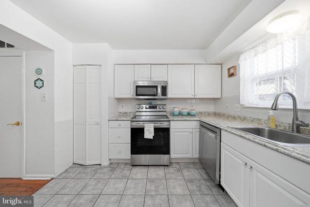 17516 LONGVIEW LN, Olney, MD 20832