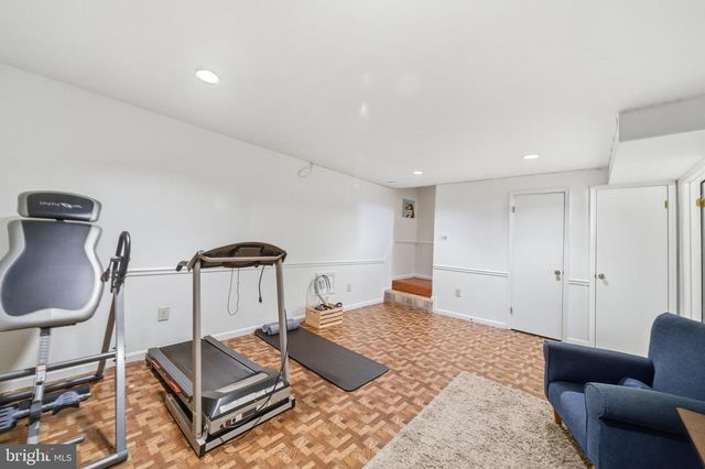 17516 LONGVIEW LN, Olney, MD 20832
