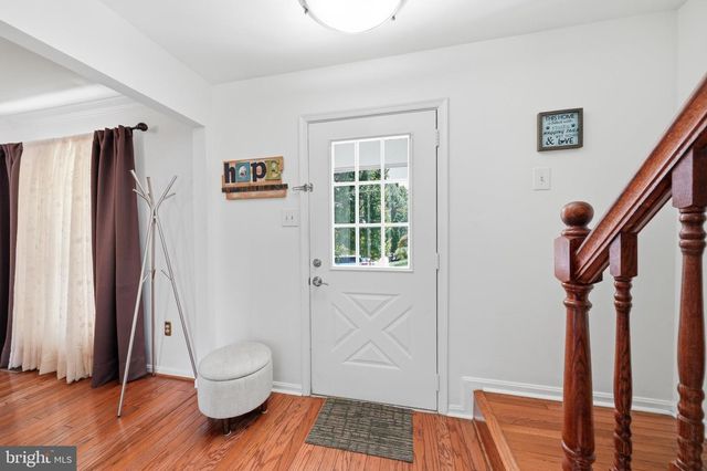 17516 LONGVIEW LN, Olney, MD 20832