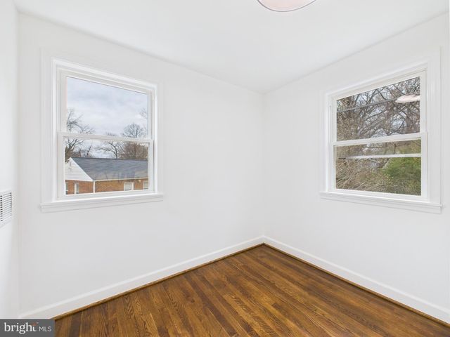 9723 NARRAGANSETT PKWY, College Park, MD 20740