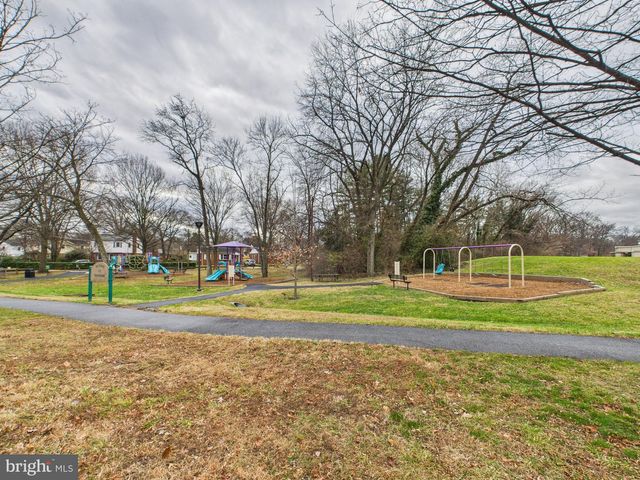 9723 NARRAGANSETT PKWY, College Park, MD 20740