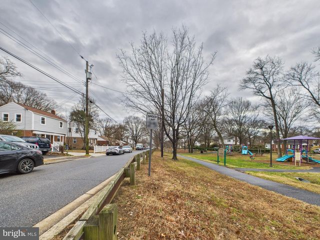 9723 NARRAGANSETT PKWY, College Park, MD 20740