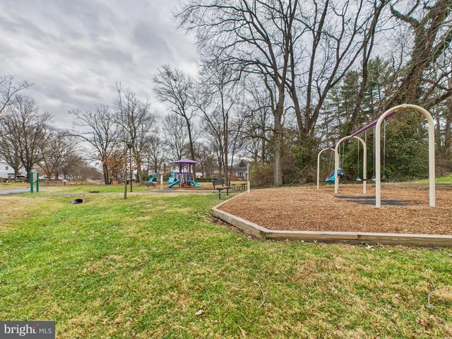 9723 NARRAGANSETT PKWY, College Park, MD 20740