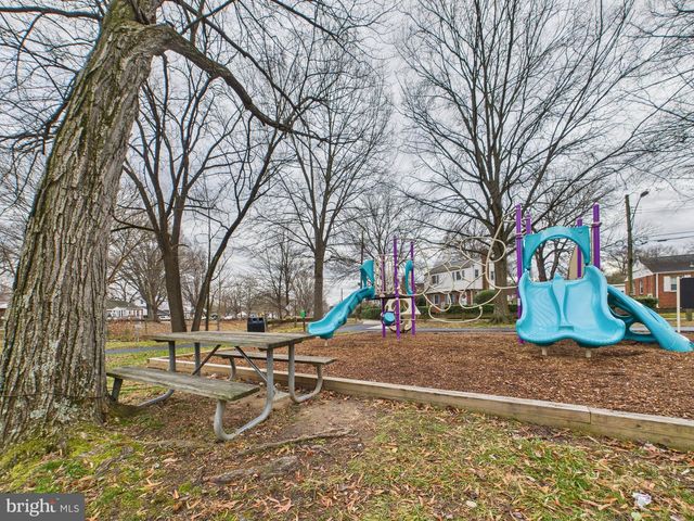 9723 NARRAGANSETT PKWY, College Park, MD 20740