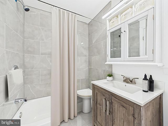 9723 NARRAGANSETT PKWY, College Park, MD 20740