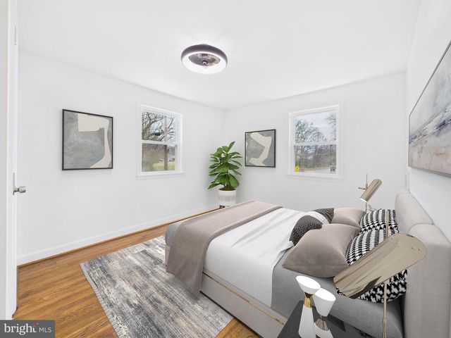 9723 NARRAGANSETT PKWY, College Park, MD 20740