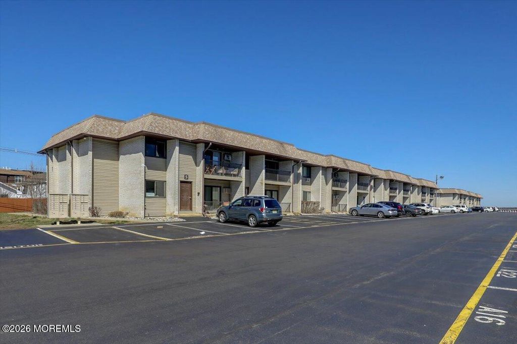 330 Shore Drive E2, Highlands, NJ 07732