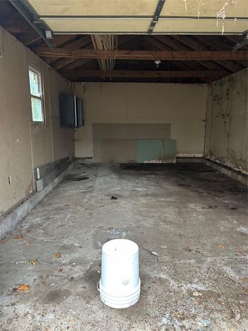 155 Dahlia Drive, Mastic Beach, NY 11951