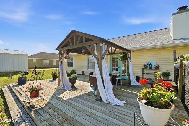 4944 Deerwood Avenue, Youngstown, FL 32466