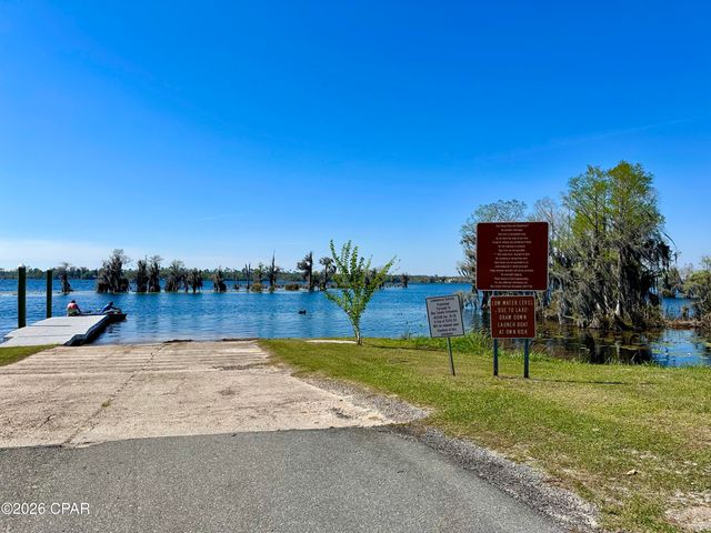 4944 Deerwood Avenue, Youngstown, FL 32466