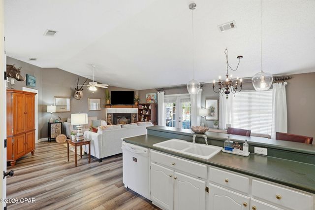 4944 Deerwood Avenue, Youngstown, FL 32466