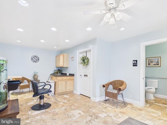 1125 CHURCH RD, York, PA 17404