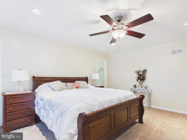 1125 CHURCH RD, York, PA 17404