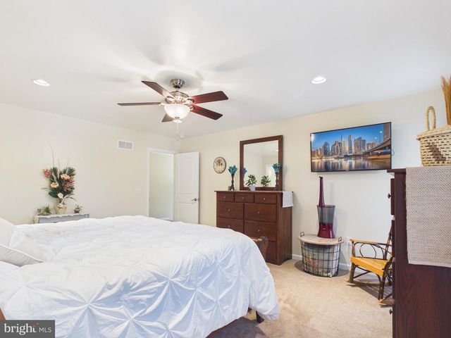 1125 CHURCH RD, York, PA 17404