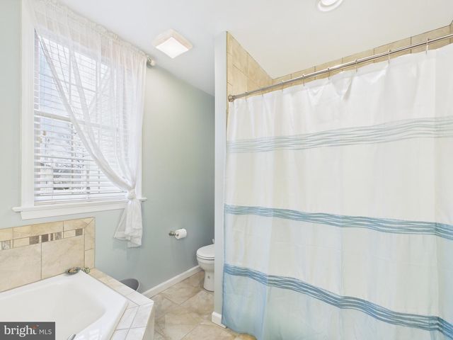 1125 CHURCH RD, York, PA 17404