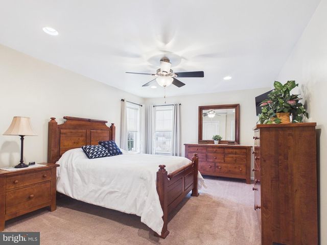 1125 CHURCH RD, York, PA 17404