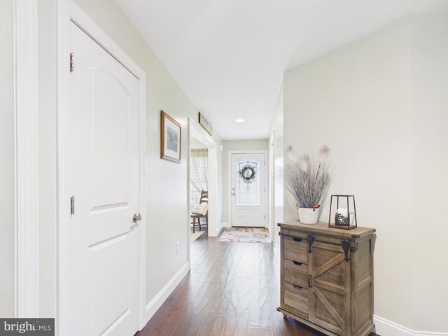 1125 CHURCH RD, York, PA 17404