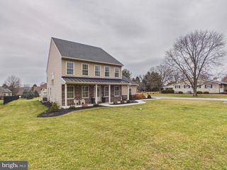 1125 CHURCH RD, York, PA 17404