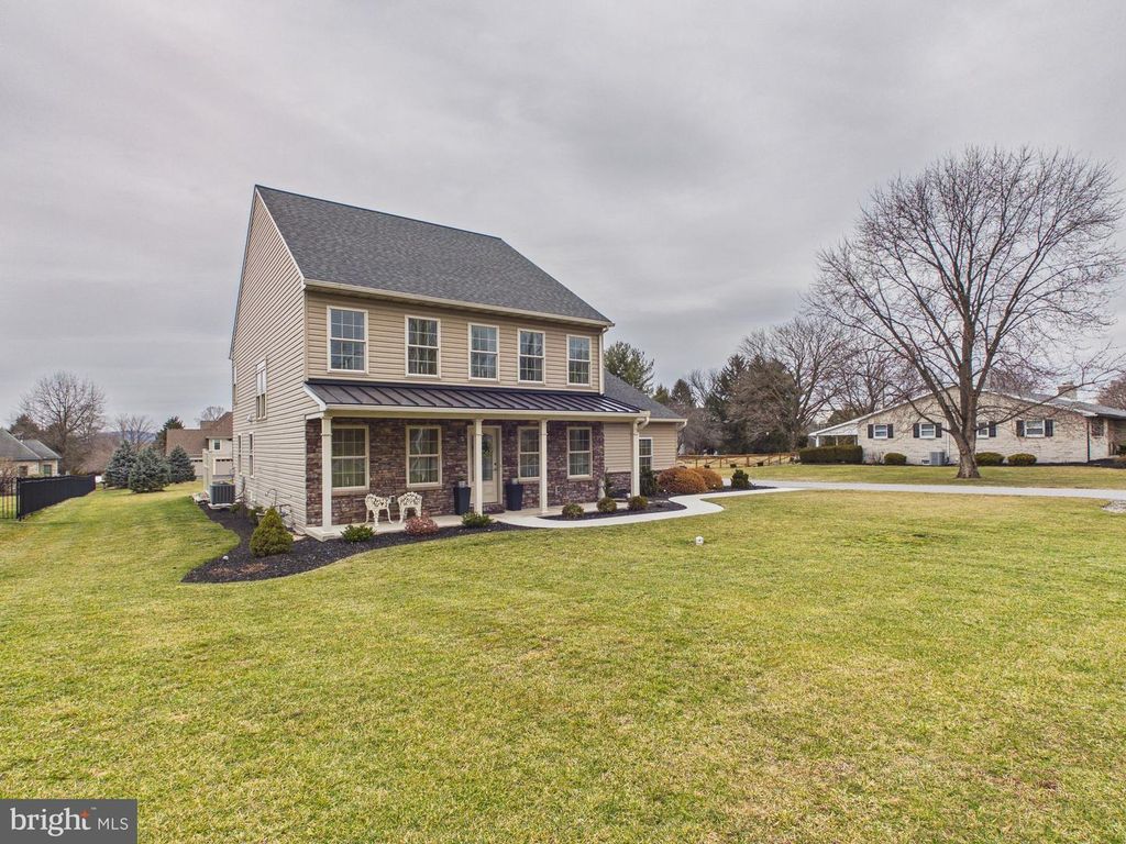 1125 CHURCH RD, York, PA 17404