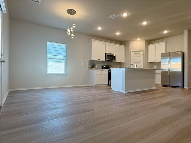 12200 Dillon Falls DR, Austin, TX 78747