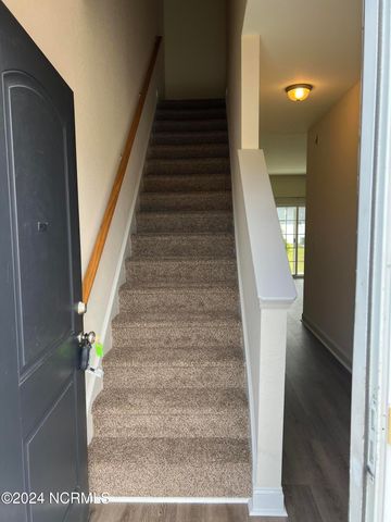 2404 Chavis Drive B, Greenville, NC 27858