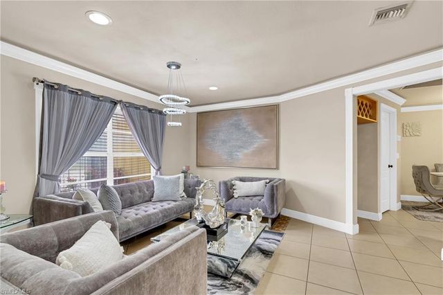 4587 25th CT SW, Naples, FL 34116