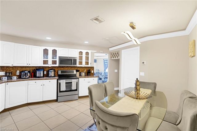 4587 25th CT SW, Naples, FL 34116
