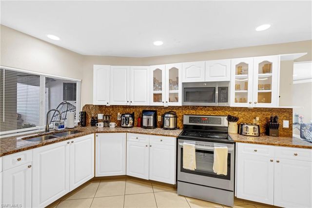 4587 25th CT SW, Naples, FL 34116