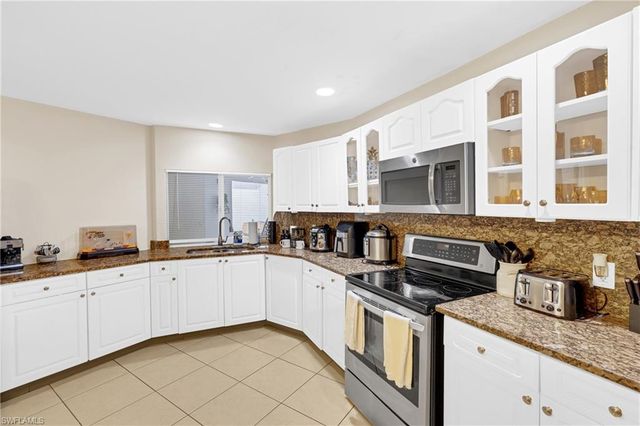 4587 25th CT SW, Naples, FL 34116