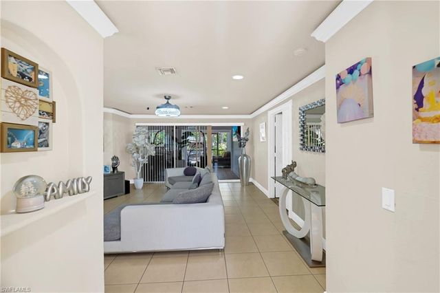 4587 25th CT SW, Naples, FL 34116