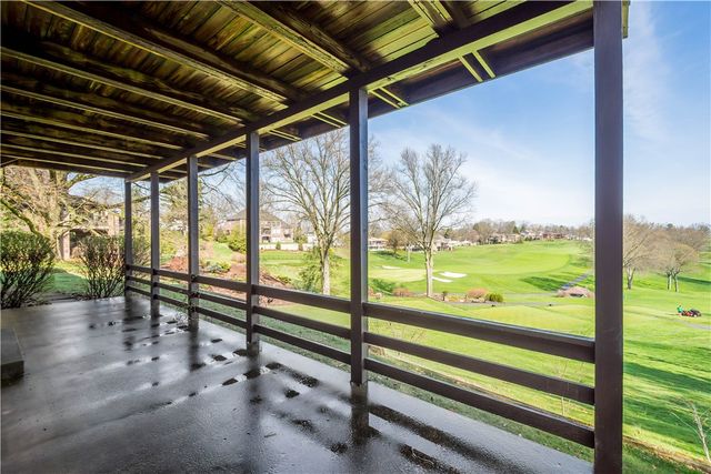 1679 Hastings Mill, Upper St Clair, PA 15241