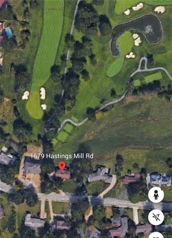 1679 Hastings Mill, Upper St Clair, PA 15241