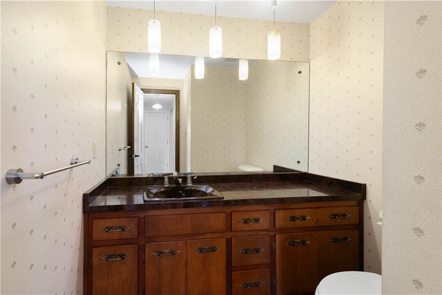 1679 Hastings Mill, Upper St Clair, PA 15241