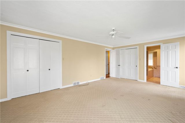 1679 Hastings Mill, Upper St Clair, PA 15241