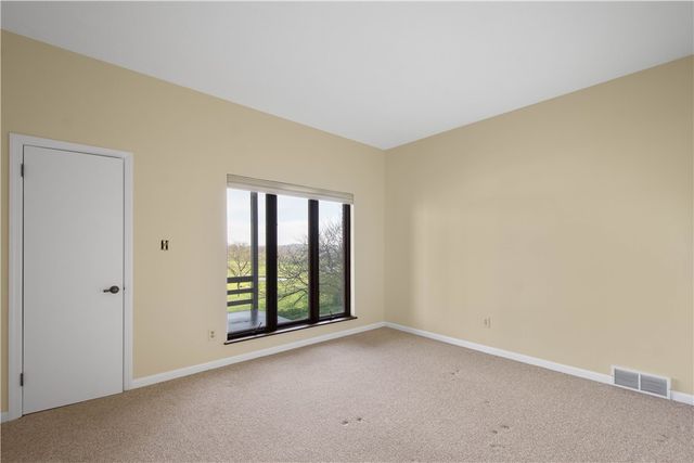 1679 Hastings Mill, Upper St Clair, PA 15241